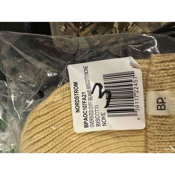 BP Nordstrom Women’s Oversized Cuff Beanie Hat - Ribbed Biscotti Tan Beige - Picture 6 of 6